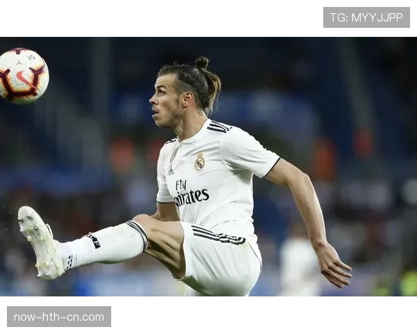 本泽马回撤接应如何激活皇马进攻？关键战前场组织核心作用解析